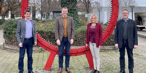 Leonie Hillebrands und die Prüfungskommission